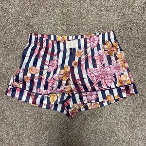 VS Shorts